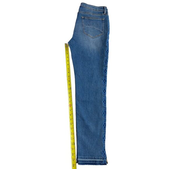 Driftwood Jackie High Rise Jeans - Picture 15 of 15